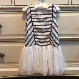 Girls dress